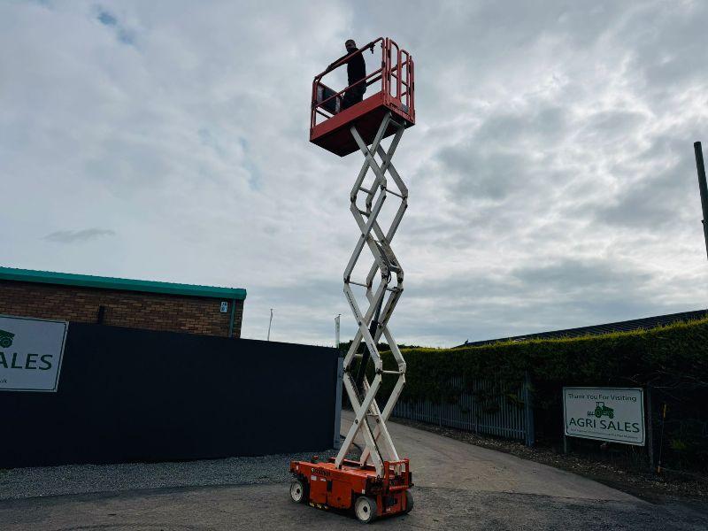 SNORKEL S3219E SCISSOR LIFT*YEAR 2017*READING 70 HOURS*VIDEO*