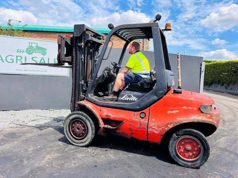 LINDE H45D 3 STAGE MAST FORKLIFT*C/W ROTATING PALLET TINES*VIDEO*