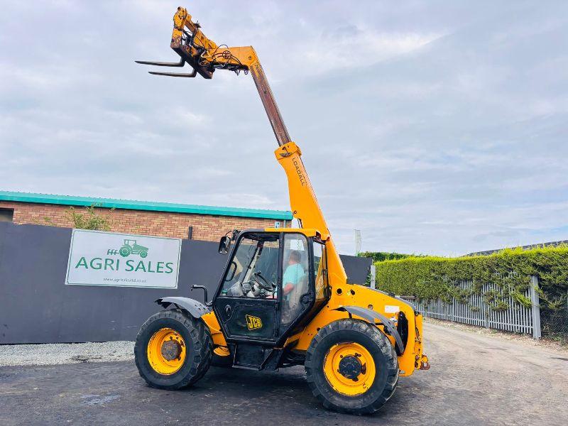 JCB 526-56 TELEHANDLER* AG SPEC*C/W PALLET TINES*VIDEO*