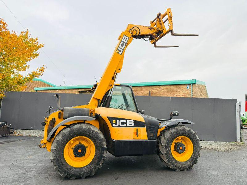 JCB 526-56 AGRI+ TELEHANDLER*4WD*C/W PALLET TINES*VIDEO*