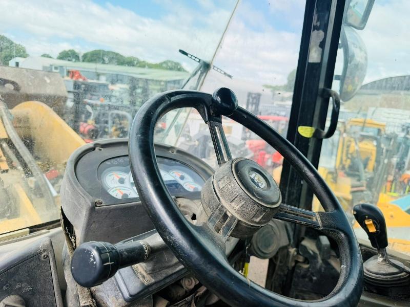 CATERPILLAR 928G LOADING SHOVEL*C/W BUCKET*VIDEO*