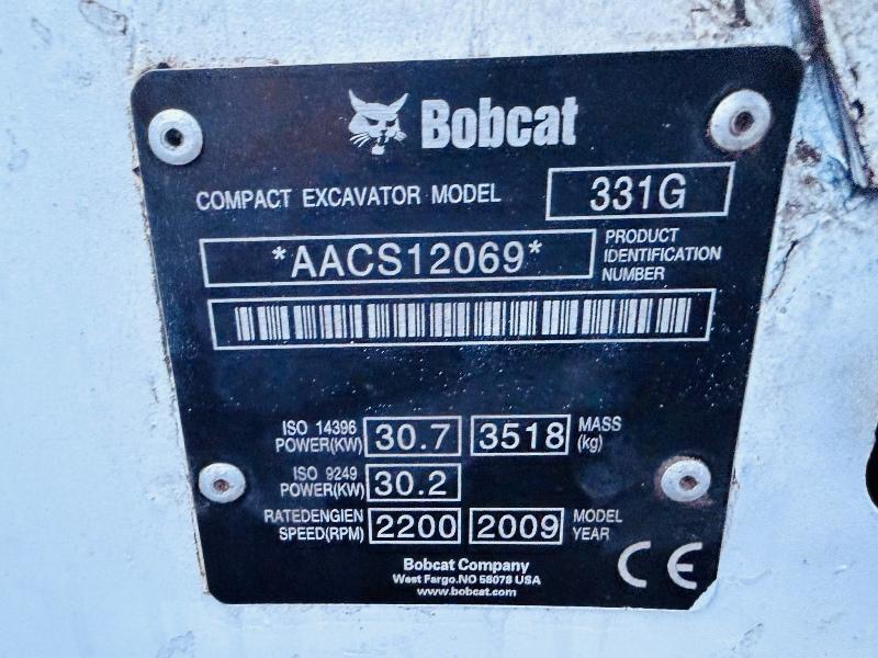 BOBCAT 331 EXCAVATOR*C/W HYDRAULIC HAMMER*404 HOURS*VIDEO*
