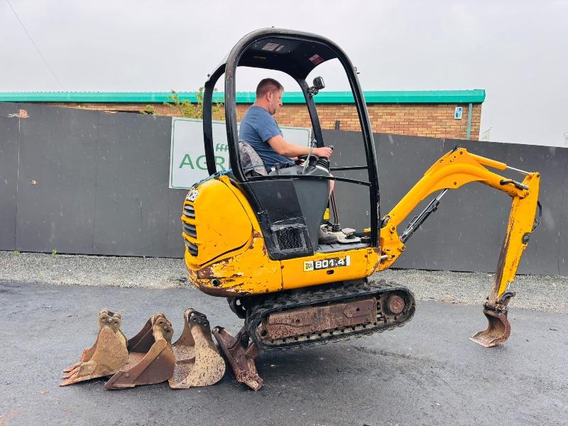 JCB 801.4 MINI EXCAVATOR*C/W LONG BOOM & 4 BUCKETS*READING 1174 HOURS*VIDEO*