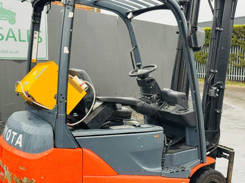 TOYOTA TRAIGO 48 18 ELECTRIC FORKLIFT*WONT CHARGE*VIDEO*