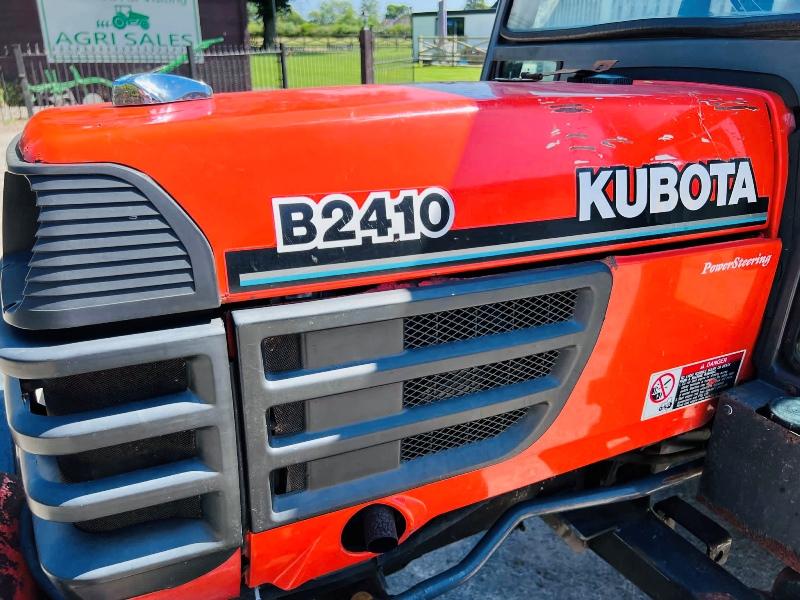 KUBOTA B2410 4WD COMPACT TRACTOR C/W FLEMMING TOPPER & FRONT WEIGHTS *VIDEO*