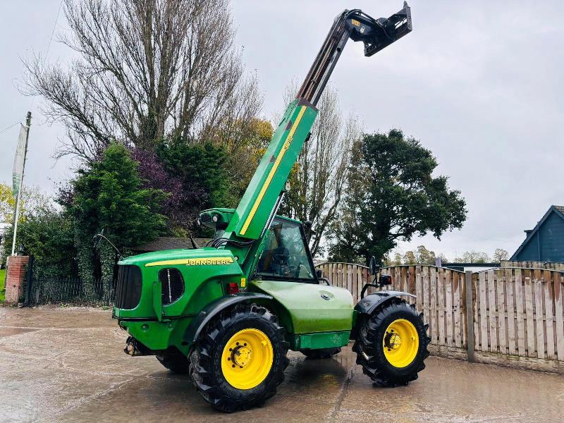 JOHN DEER 3215 4WD TURBO TELEHANDLER C/W PIN & CONE HEAD STOCK *VIDEO*