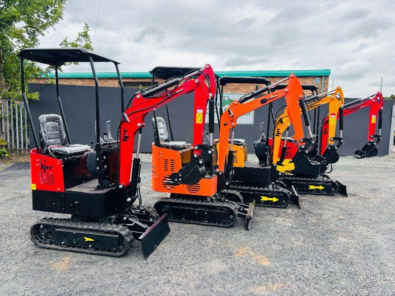 *NEW UNUSED* JPC KV12 TRACKED MINI EXCAVATOR*CHOICE OF 4*C/W BUCKET*VIDEO*