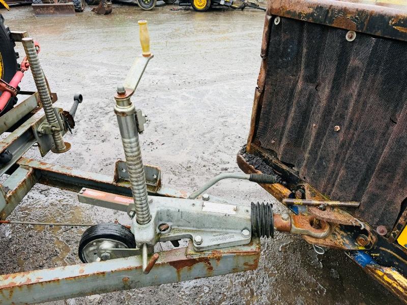 TAR SPREADER*C/W TRAILER*VIDEO*