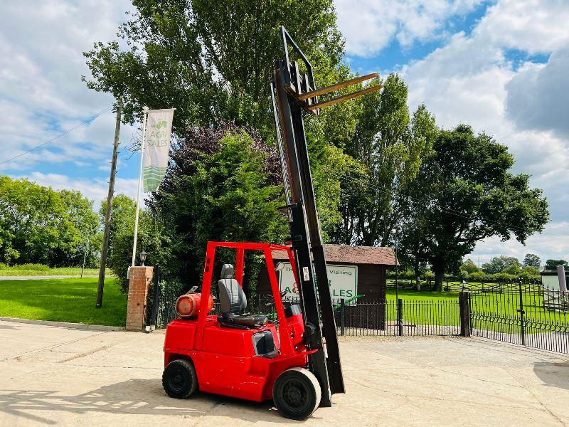 NISSAN FORKLIFT C/W SIDE SHIFT & 2 STAGE MAST *VIDEO*