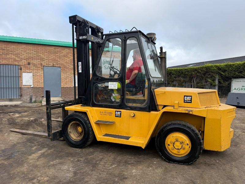 CATERPILLAR V155B FORKLIFT*C/W PALLET TINES*VIDEO*