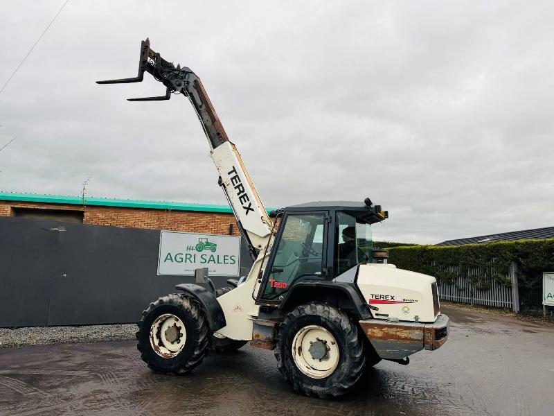 TEREX T250 WHEELED LOADER*C/W PALLET TINES*VIDEO*