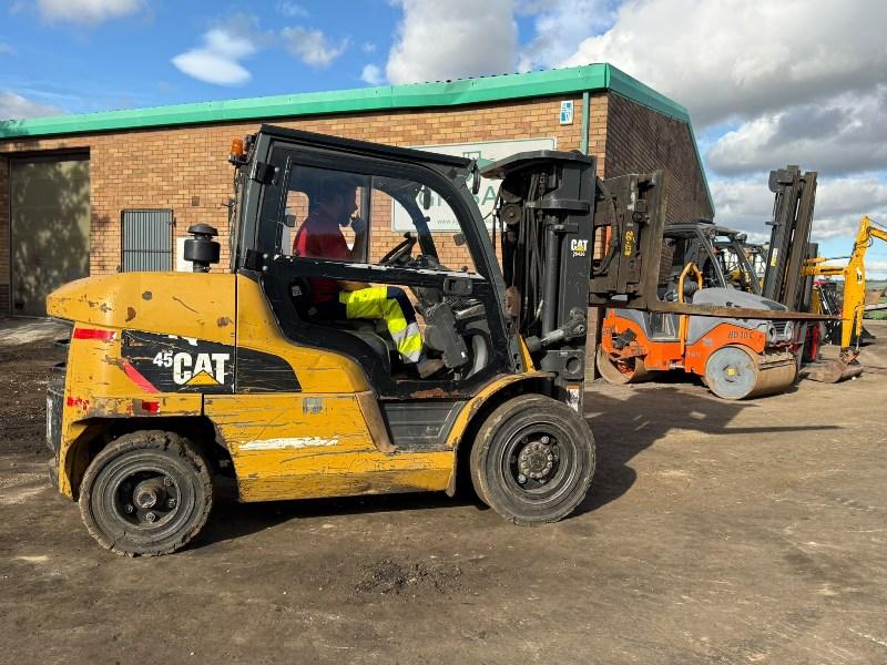 CATERPILLAR DP45NT FORKLIFT*C/W FORK POSITIONER*YEAR 2014*VIDEO*