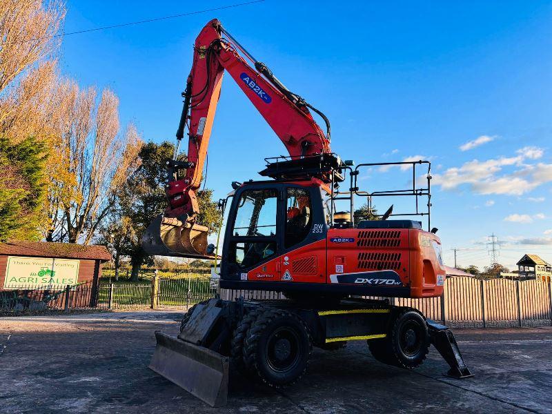 DOOSAN DX170W 4WD WHEELED EXCAVATOR *YEAR 2016* C/W HYDRAULIC TILITING QH *VIDEO*