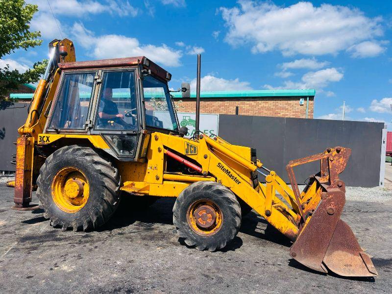 JCB 3CX BACKHOE DIGGER*(PROJECT 7 PROJECT 8 BACKEND)*C/W BUCKETS*VIDEO*