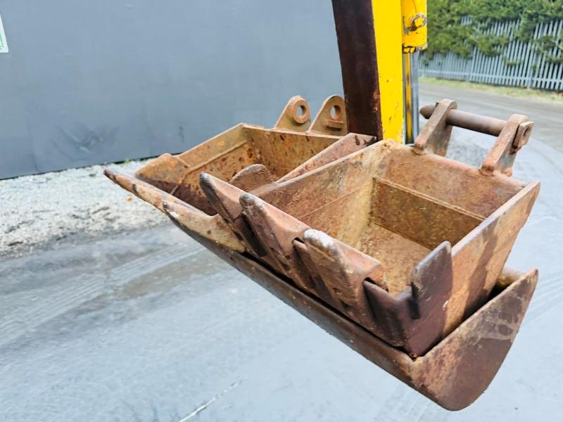 YANMAR B12 RUBBER TRACKED MINI EXCAVATOR*C/W 3 BUCKETS*VIDEO*