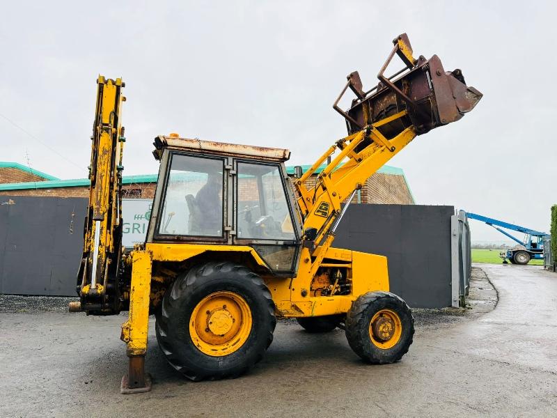 JCB 3CX PROJECT 8 HUB REDUCTION BACK END*C/W 4 IN ONE BUCKET*VIDEO*