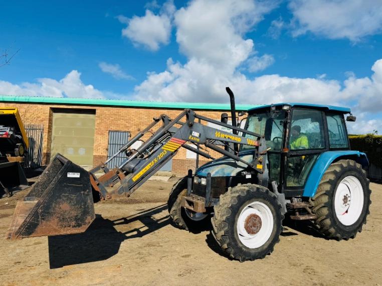 NEW HOLLAND 7635 4WD TRACTOR*C/W FRONT LOADER*VIDEO*