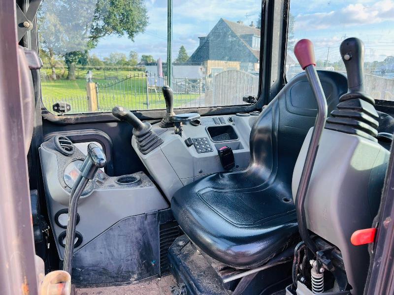 BOBCAT E25 EXCAVATOR *YEAR 2015, ONLY 1588 HOURS* C/W QUICK HITCH *VIDEO*
