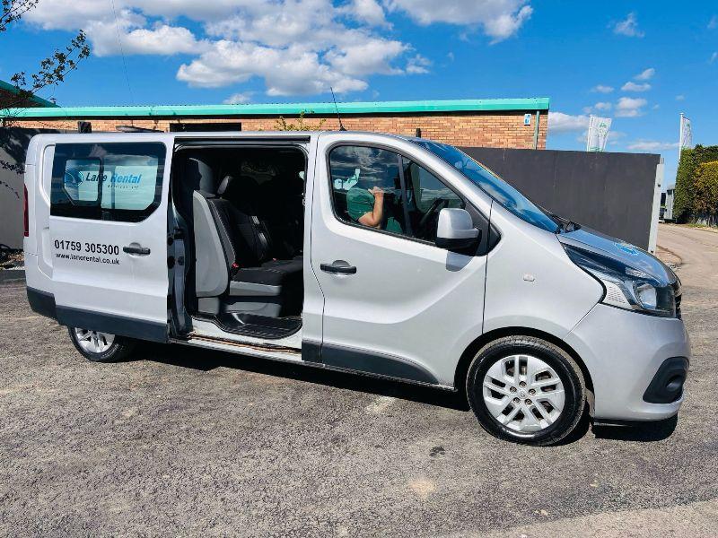 RENAULT TRAFIC LL29  SPORT CREW VAN NAV DCI *YEAR 2016*VIDEO*