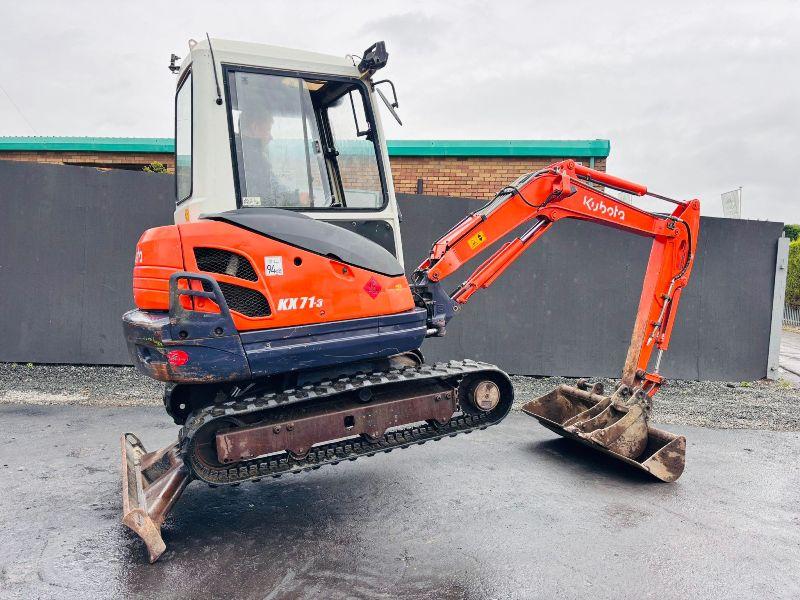 KUBOTA KX71-3 EXCAVATOR* C/W SELECTION OF BUCKETS*VIDEO*
