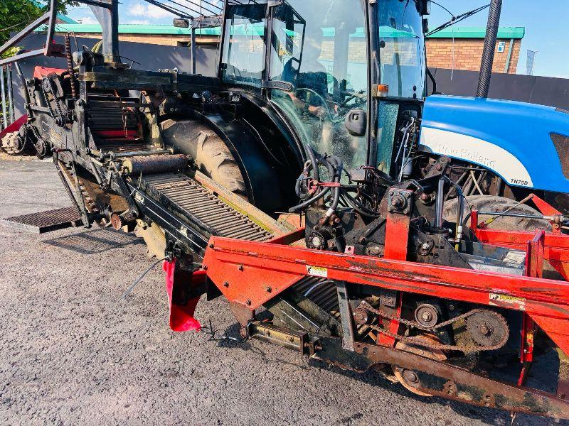 NEW HOLLAND TN75DA TRACTOR *C/W TURFER CONVEYOR AND PALLET TINES*VIDEO*