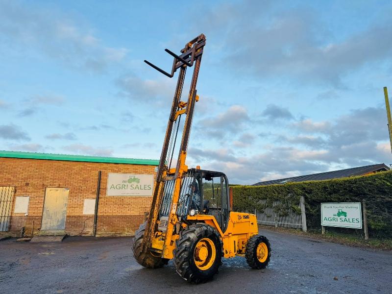 JCB 926 ROUGH TERRAIN 4WD FORKLIFT*C/W PALLET TINES*VIDEO*