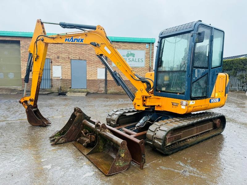 HANIX H50B EXCAVATOR*C/W QUICK HITCH AND 3 BUCKETS*VIDEO*