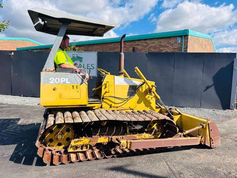 KOMATSU D20PL STRAIGHT BLADE AND TILT*3331 HOURS*VIDEO*