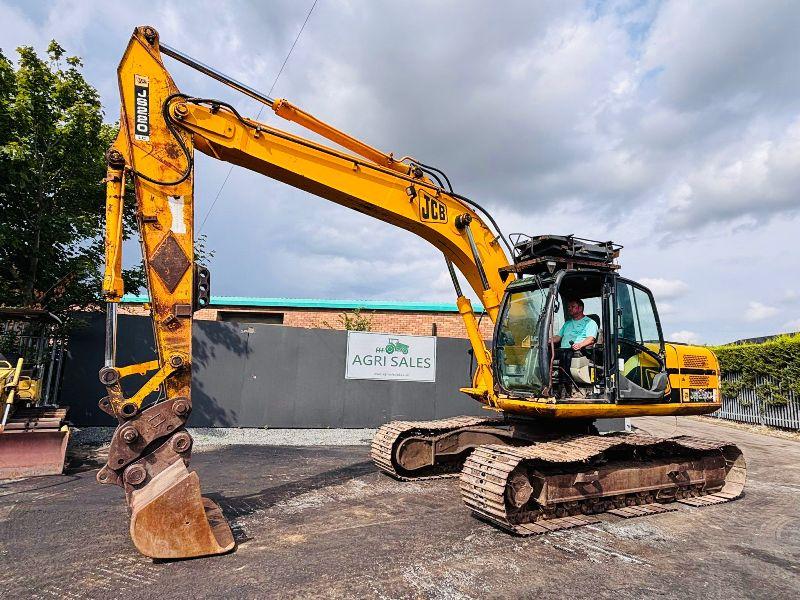 JCB JS220 TRACKED EXCAVATOR*C/W BUCKET*VIDEO*