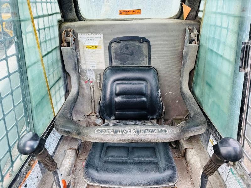 BOBCAT S250 HI-LIFT SKIDSTEER*C/W BUCKET*VIDEO*