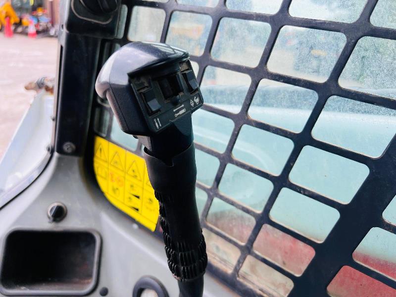 BOBCAT S550 4WD SKIDSTEER *YEAR 2016, 3974 HOURS* C/W BUCKET *VIDEO*