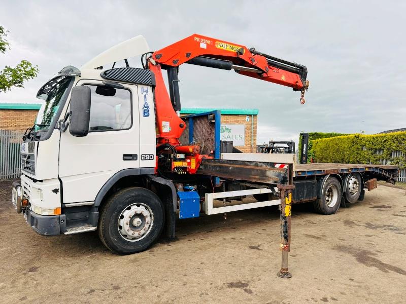 VOLVO FM7-12 FLAT BED LORRY*C/W PALFINGER PK23080 CRANE*VIDEO*