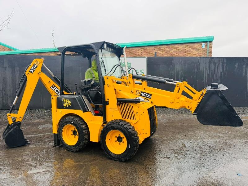 JCB 1CX BACKHOE DIGGER*C/W BUCKET*VIDEO*