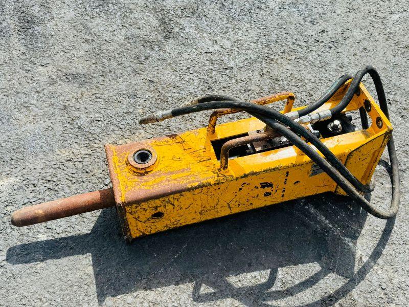 HYDRAULIC HAMMER *C/W HYDRAULIC PIPES*