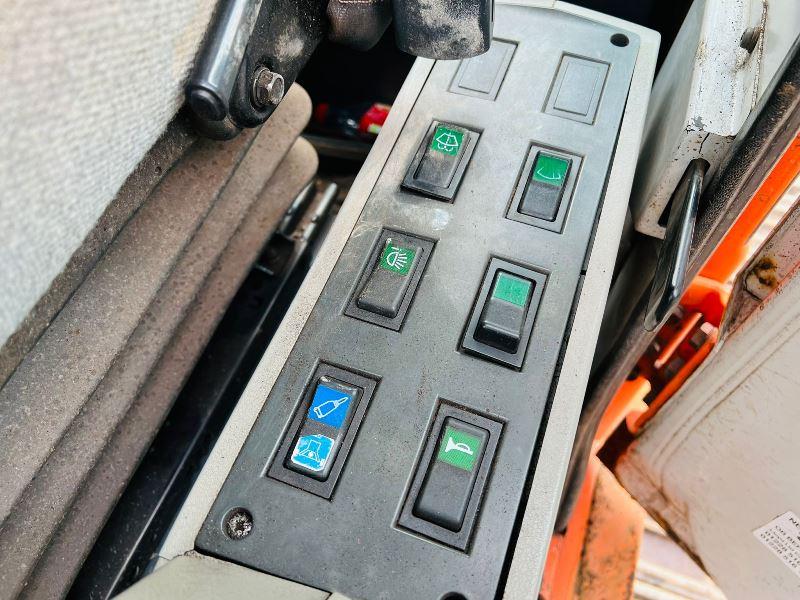 DAEWOO SOLAR 220LC-V EXCAVTOR C/W BOG MASTER TRACKS *VIDEO*