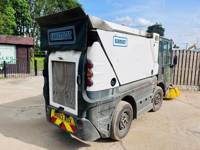SCHMIDT SWINGO 200 4X2 ROAD SWEEPER *YEAR 2013* C/W AC CABIN *VIDEO*