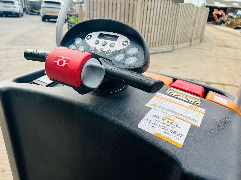 STILL CX-T ELECTRIC TOW TUG *YEAR 2017, 1621 HOURS* C/W ROLE BARS *VIDEO*