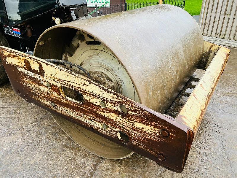 INGERSOL RAND SD-122DX TF ROLLER *4880 HOURS* C/W FULLY GLAZED CABIN *VIDEO*