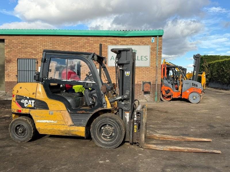 CATERPILLAR DP45NT FORKLIFT*C/W FORK POSITIONER*YEAR 2014*VIDEO*
