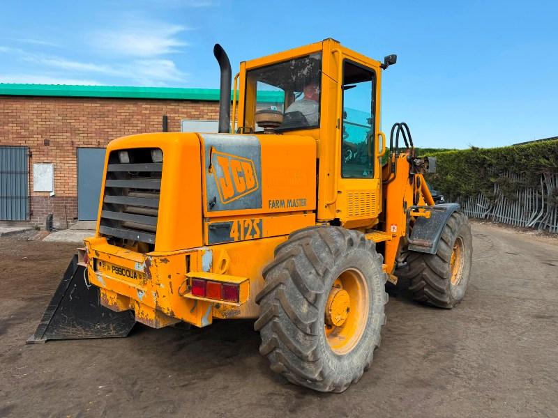 JCB 412S FARM MASTER FRONT LOADER*C/W BUCKET AND TINES*VIDEO*
