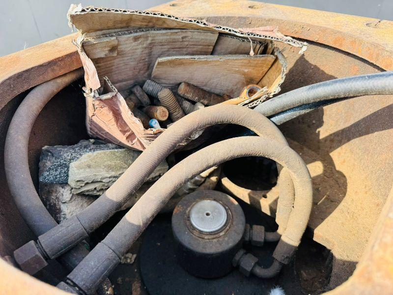 SELECTOR GRAB TO SUIT EXCAVATOR*VIDEO*