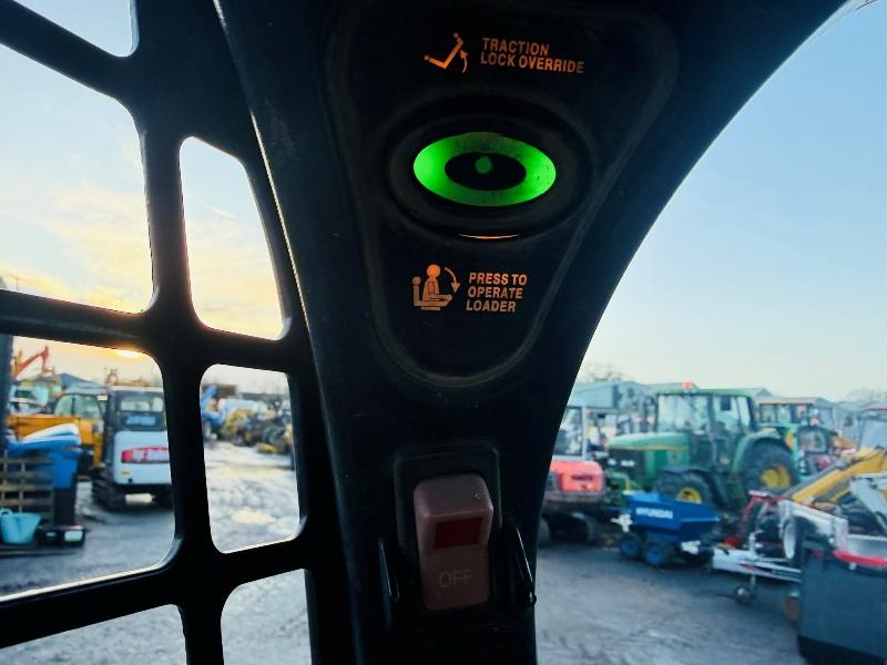 BOBCAT T630 SKIDSTEER*C/W BUCKET*YEAR 2015*2371 HOURS*VIDEO*