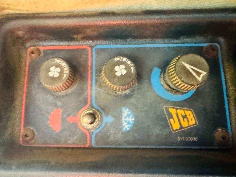 JCB 155-65 FASTRAK TRACTOR*C/W REAR LINKAGE AND PTO*VIDEO*