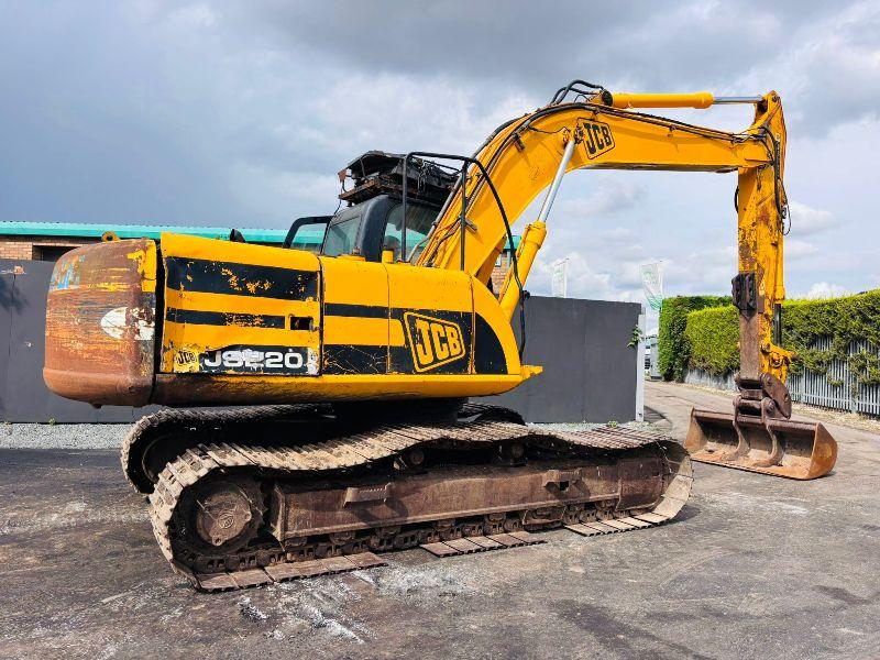 JCB JS220 TRACKED EXCAVATOR*C/W BUCKET*VIDEO*