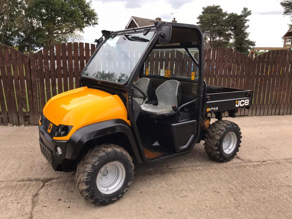 JCB GROUNDHOG UTV4 4WD UTILITY VEHICLE * YEAR 2010