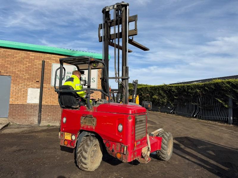 MOFFETT M5 25.3 *C/W FORK POSITIONER*1453 HOURS*YEAR 2012*VIDEO*