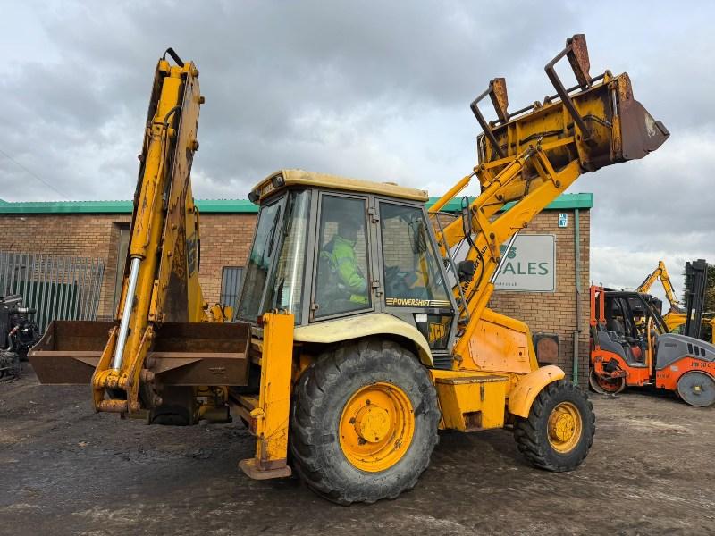 JCB 3CX PROJECT 8 SITEMASTER+*C/W 4 IN 1 BUCKET*VIDEO*