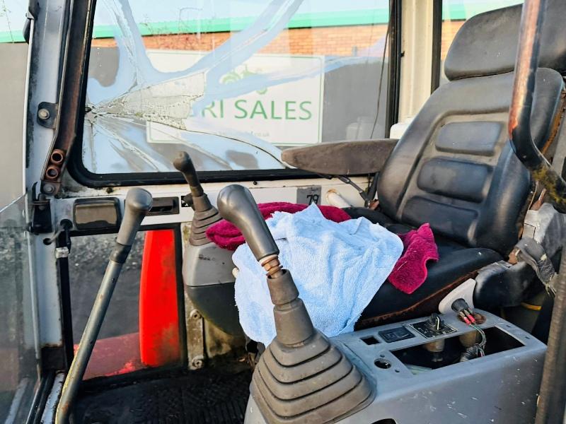 KUBOTA KX61-2A EXCAVATOR*C/W BUCKET*VIDEO*