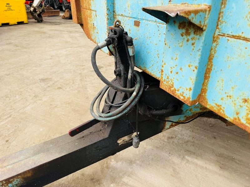 KEN WOOTTON DOUBLE AXLE TIPPING TRAILER*VIDEO*