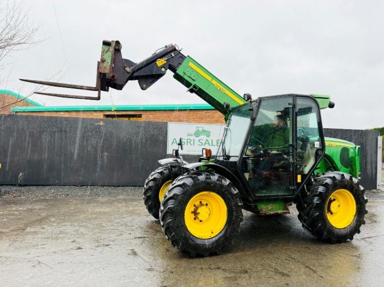 JOHN DEERE 3215 TURBO TELEHANDLER*AG SPEC*C/W PALLET TINES*VIDEO*